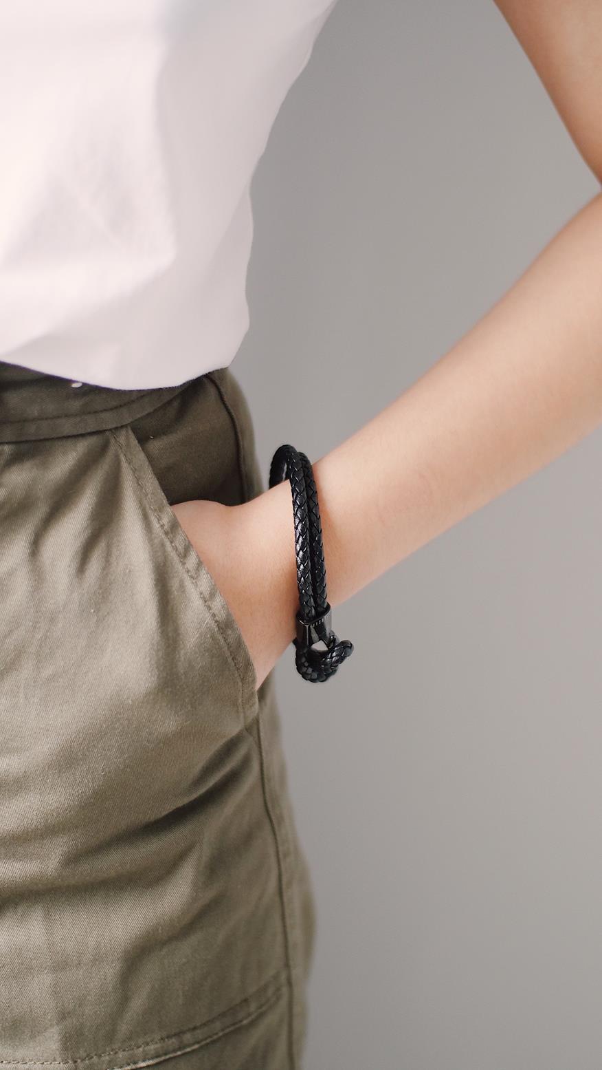 1-Black Dagger-4 Gelang Pria Gelang Kulit Gelang