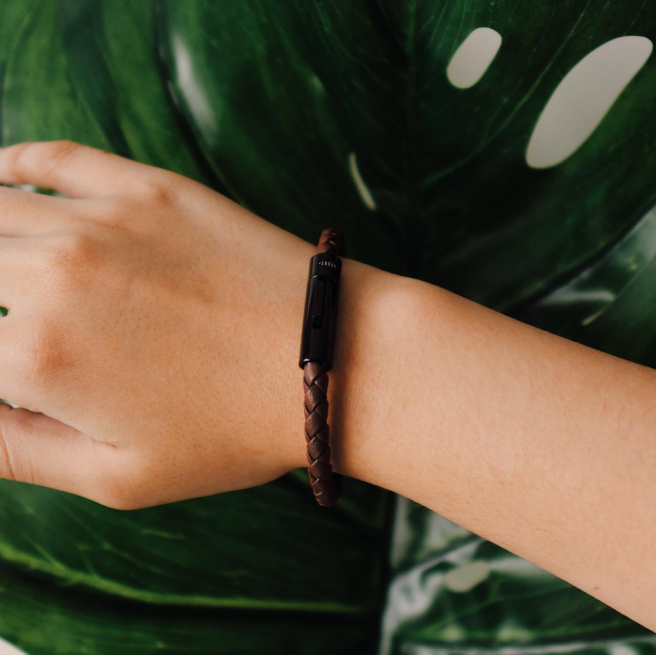 52-Brown Coil-1 Gelang Pria Gelang Kulit Gelang
